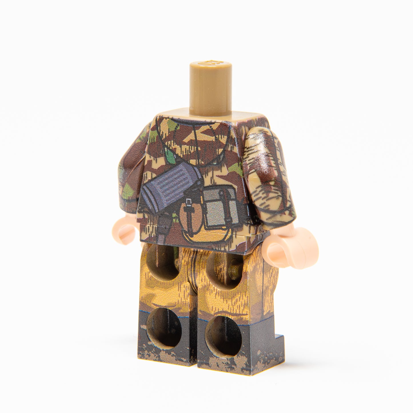 Splinter/ Winter Swamp Camo MP40 NCO Body | Valiant Bricks