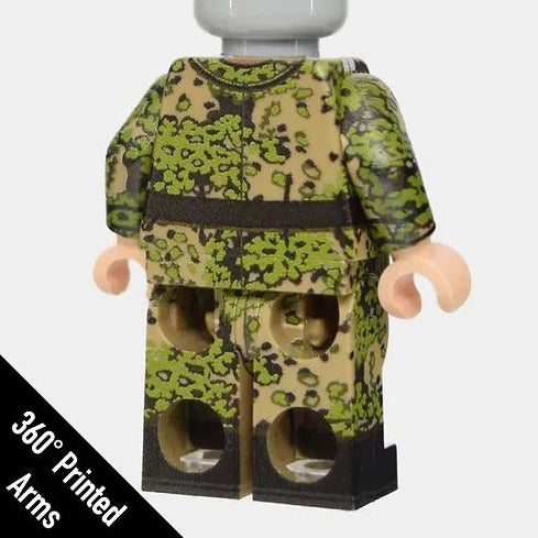 Oak Leaf Camo Panzerkombination Body | Valiant Bricks