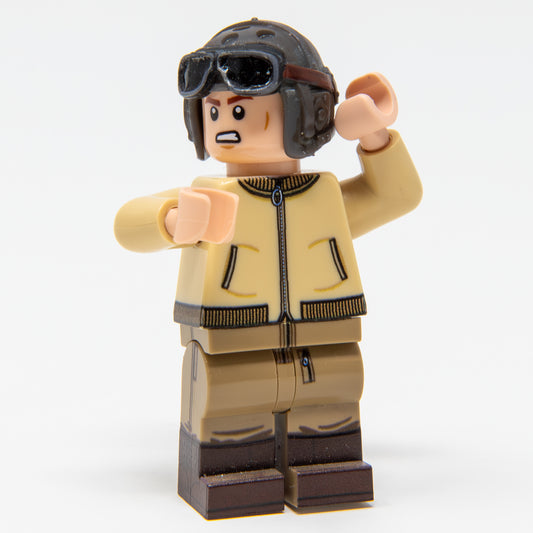 Crazy Arms - Akimbo Pose | Crazy Bricks