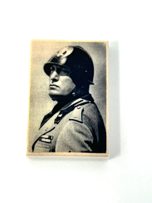 Italian WW2 poster Mussolini  135