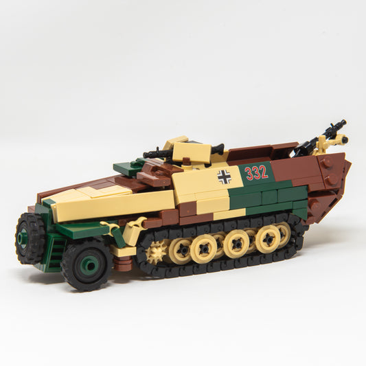 Sd.Kfz. 251 Ausf. D | 1:45 Scale.