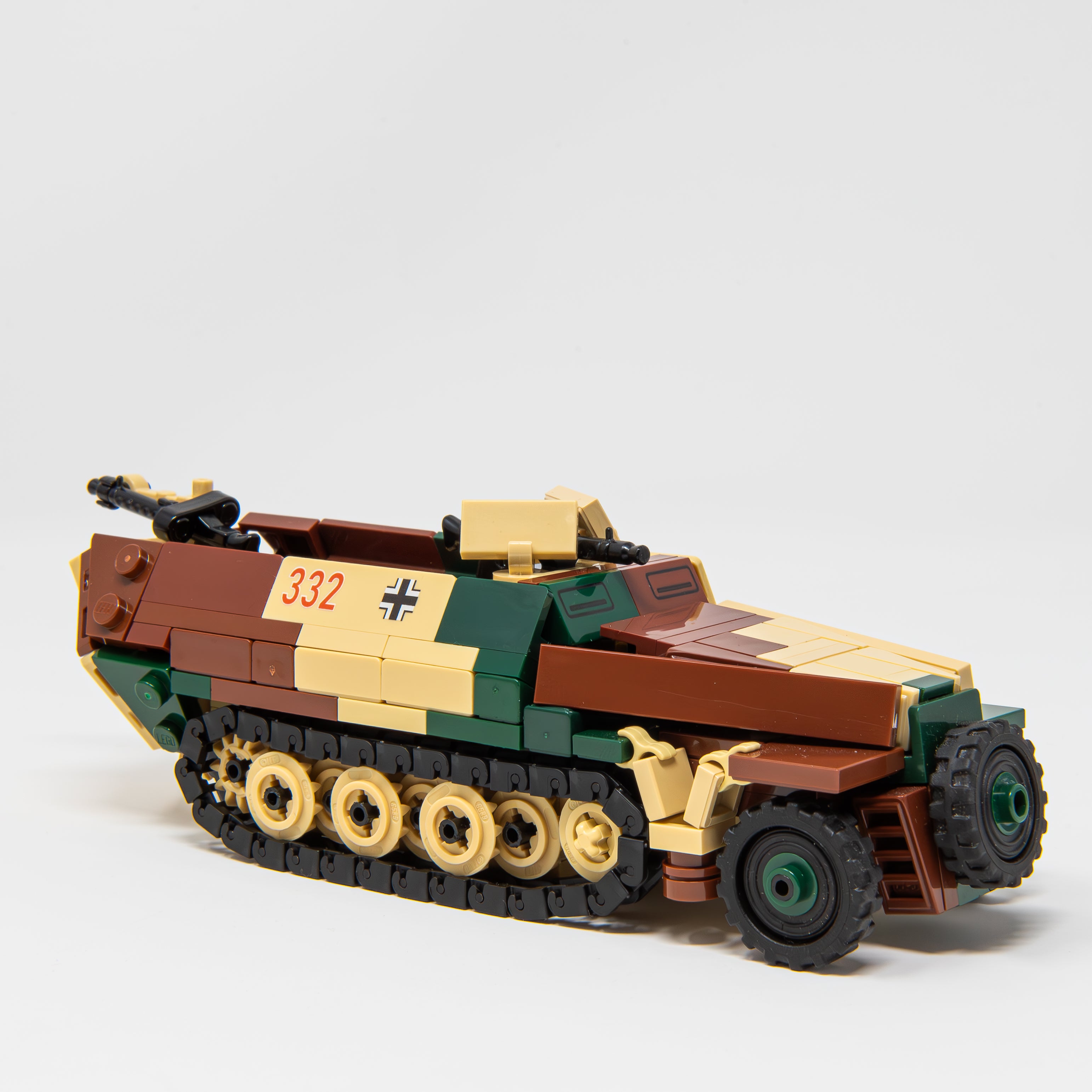 Sd.Kfz. 251 Ausf. D (Camo) | 1:45 Scale. – Panzer Bricklabs